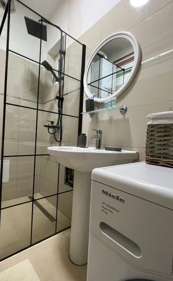 Le Royal Suites Sarajevo - City Center Dış mekan fotoğraf